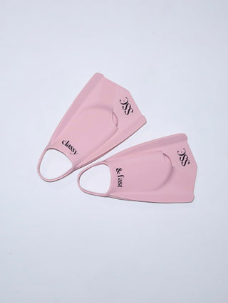 The Classy & Fast Performance Fins